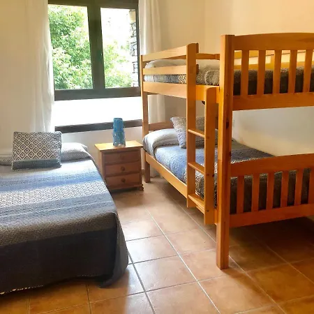 Valls D'aneu Apartamento *