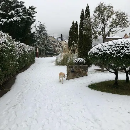 Valls D'aneu 아파트